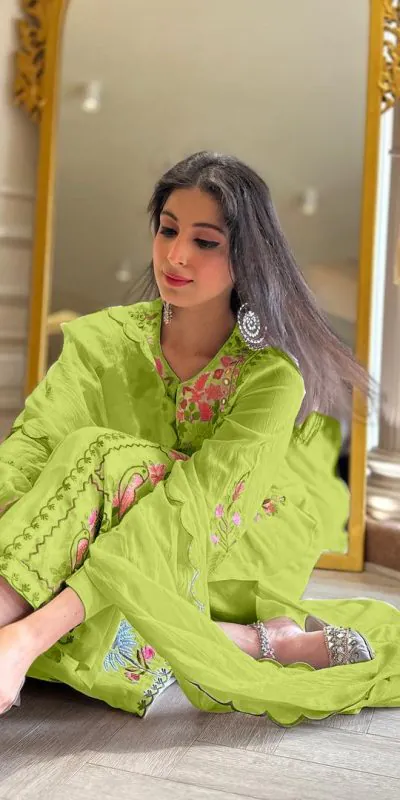 AD 118 Green Color Georgette Embroidery Work Salwar Suit Casual, Wedding, Festive, Events Etc. Expected Delivery  4-6 Working Days @1950/- | Jump Suits, Salwar suit, Casual Suits, Creative suits, Designer Suits, Palazzo Suits, Party Wear Suits, Straight Suits