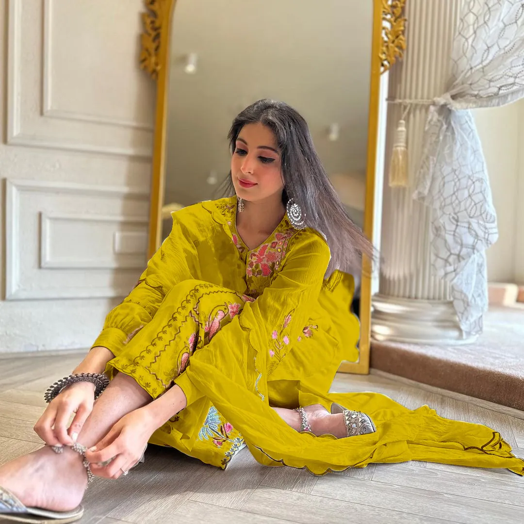 AD118 Yellow Color Georgette Embroidery Work Salwar Suit Casual, Wedding, Festive, Events Etc. Expected Delivery  4-6 Working Days @1950/- | Jump Suits, Salwar suit, Casual Suits, Creative suits, Designer Suits, Palazzo Suits, Party Wear Suits, Straight Suits