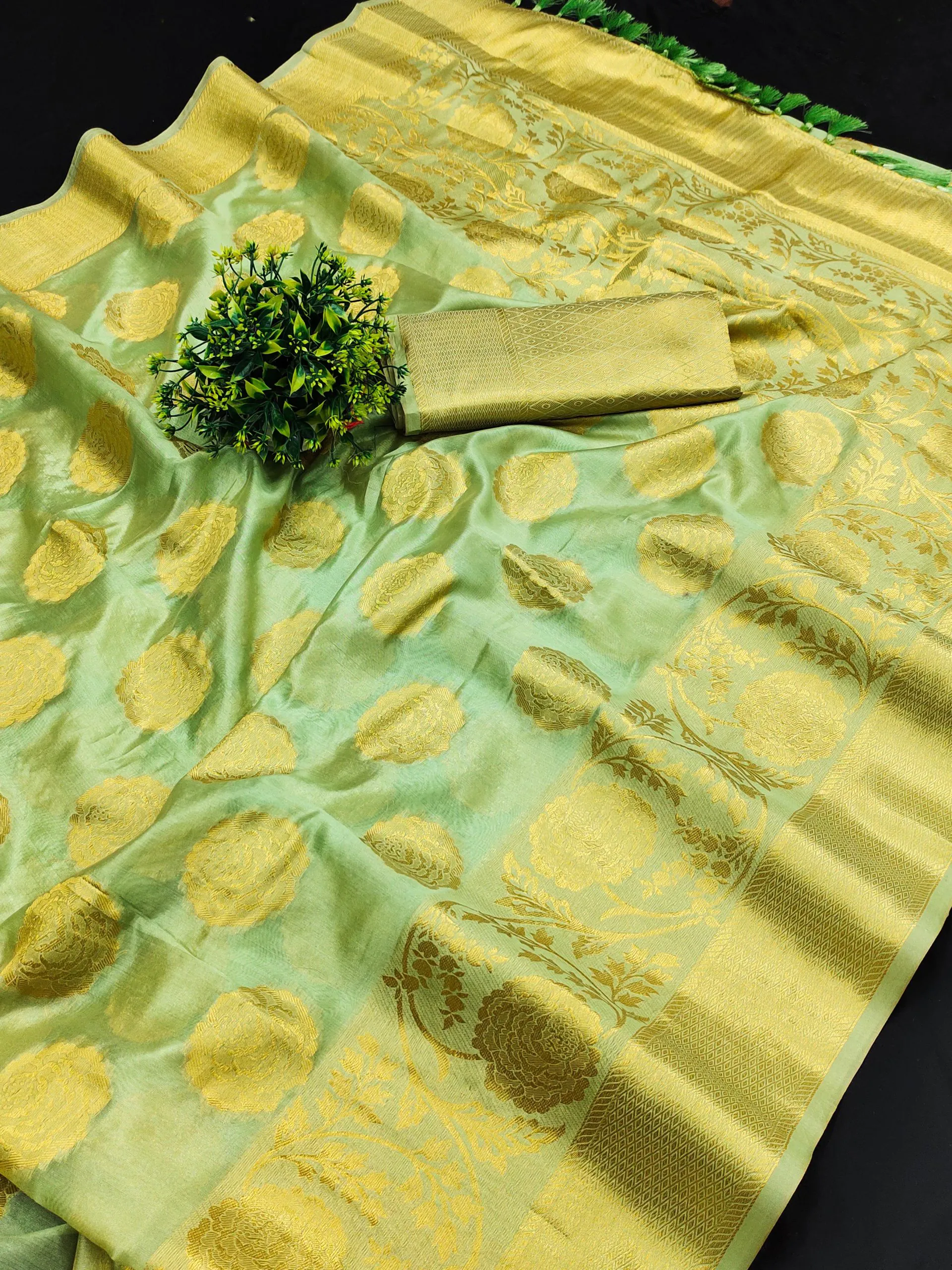MB™3225 Green Color Pure Organza Gold Zari Weaving Silk Saree Casual, Wedding, Party Wear, Festival, Events Etc. Expected Delivery 4-6 Working Days @1499/- | Designer Sarees, Sarees, Bollywood Sarees, Creative Sarees, Embroidered Sarees, Ethnic Saree, Modern Digital sarees, Party Wear Sarees