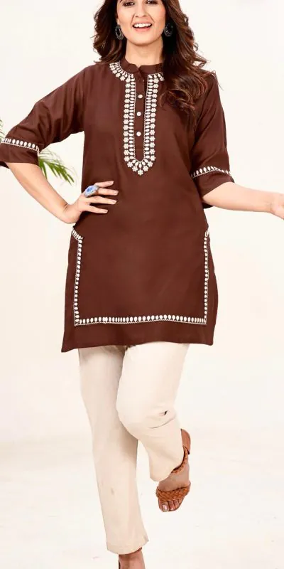 INLI  Zia  Maroon Color Rayon With Embroidery work Kurti Casual, Wedding, Party, Festive, Events Etc. Expected Delivery 4-6 Working Days @1299/- | Kurti, Bollywood Kurti, Creative Kurtis, Designer Kurti, Party Wear Kurti, Selfie Kurti