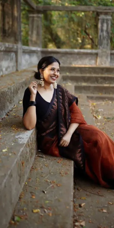 KP 5053 Black & Orange Color Soft Lilan Slab Weaving Work Saree Casual, Party Wear, Wedding, Events Etc. Expected Delivery 4-6 Working Days @1499/- | Designer Sarees, Sarees, Bollywood Sarees, Creative Sarees, Embroidered Sarees, Ethnic Saree, Modern Digital sarees, Party Wear Sarees