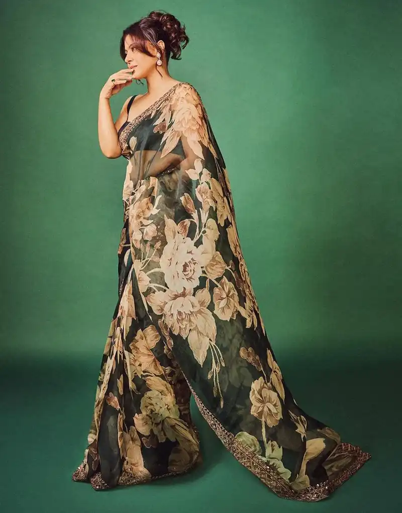 RS Kajal Green Color Heavy Premium Georgette Digital Print Saree Casual, Party Wear, Wedding, Events, Etc. Expected Delivery 4-6 Working Days 1799/- | Designer Sarees, Sarees, Bollywood Sarees, Creative Sarees, Embroidered Sarees, Ethnic Saree, Modern Digital sarees, Party Wear Sarees