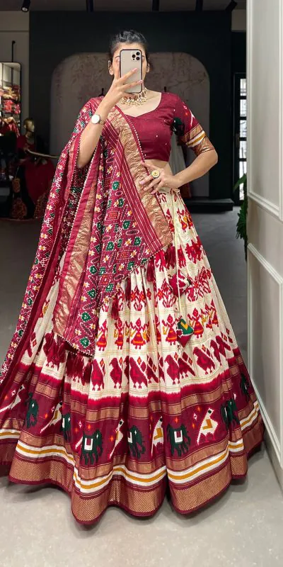 LNB1685 Off White Color Tussar Silk Patola Foil Printed Lehenga Choli Festive, Party, Wedding, Events etc. Expected Delivery 4-6 Working Days @2199/- | Lehenga, Bollywood Lehenga, Creative Lehenga, Designer Lehenga, Embroidered Lehenga, Party Wear Lehenga