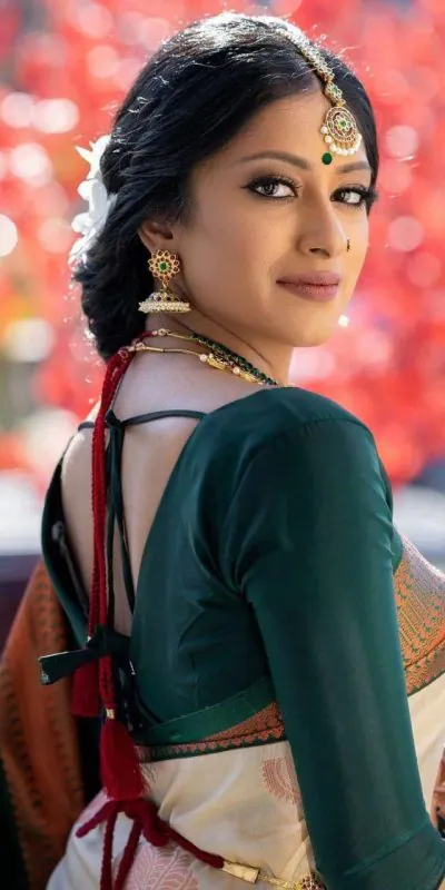 DDF White Copper Color Banarasi Soft Silk Ordinary Design Saree Casual, Party Wear, Wedding, Events, Etc. Expected Delivery 4-6 Working Days 1499/- | Designer Sarees, Sarees, Bollywood Sarees, Creative Sarees, Embroidered Sarees, Ethnic Saree, Modern Digital sarees, Party Wear Sarees