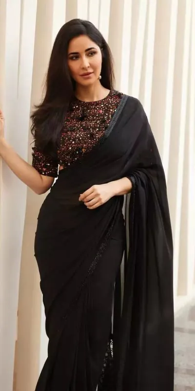 Rangoli Katrina Black Color Black Georgette sparkle lace border Saree Casual, Party Wear, Wedding, Events, Etc. Expected Delivery 4-6 Working Days 1549/- | Designer Sarees, Sarees, Bollywood Sarees, Creative Sarees, Embroidered Sarees, Ethnic Saree, Modern Digital sarees, Party Wear Sarees