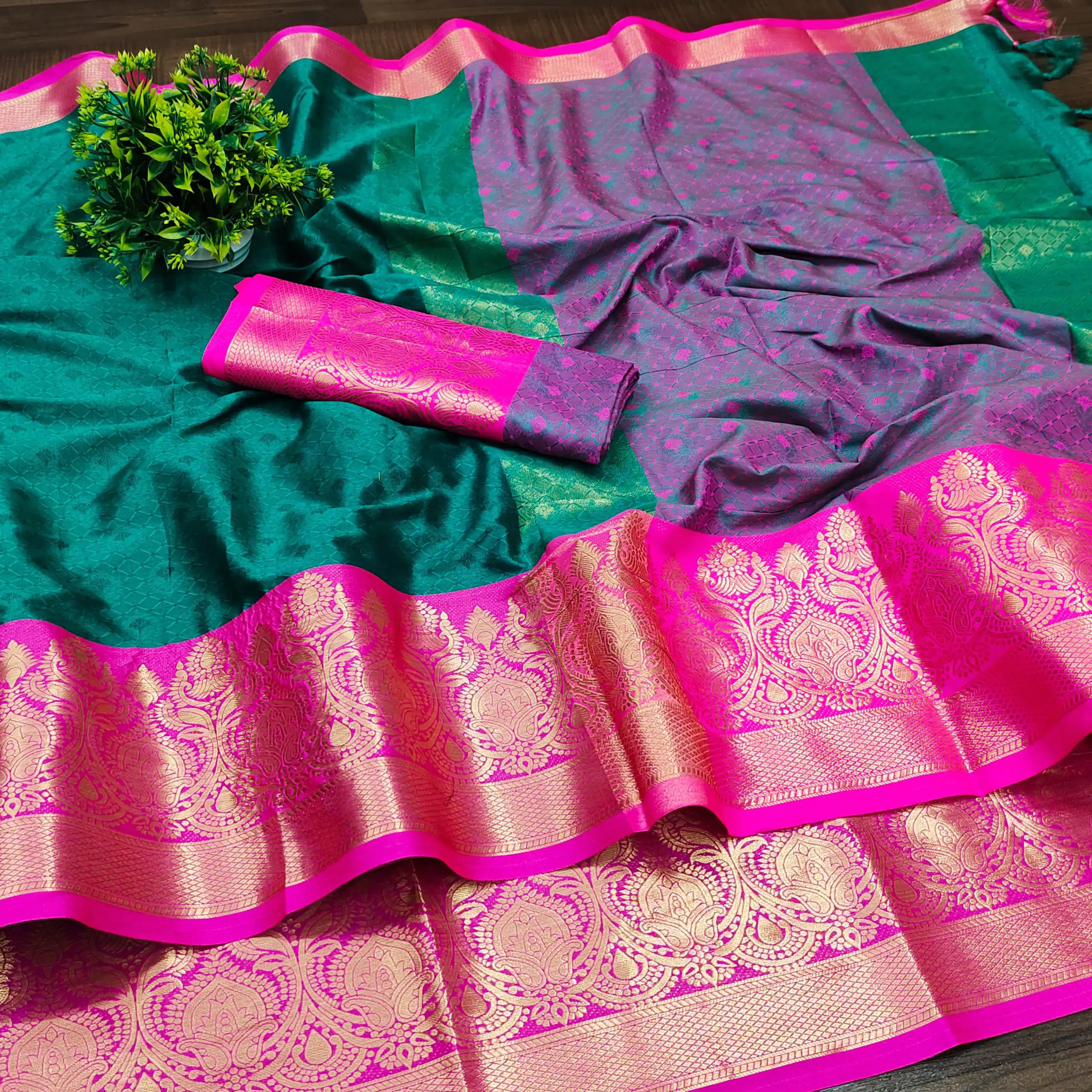 MB™️ 3204 Green Color Pure Mercerized Cotton Silk Saree Casual, Wedding, Party Wear, Festival, Events, Etc. Expected Delivery 4-6 Working Days @1449/- | Designer Sarees, Sarees, Bollywood Sarees, Creative Sarees, Embroidered Sarees, Ethnic Saree, Modern Digital sarees, Party Wear Sarees
