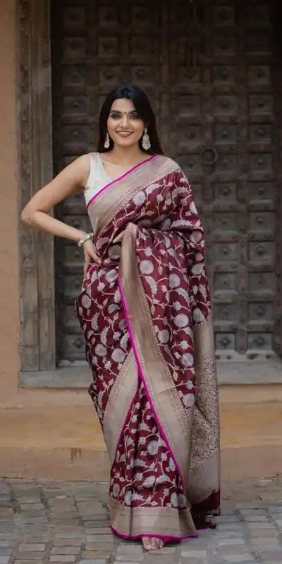 DDF VELLY Maroon Color Soft Lichi Silk With Ordinary Design Saree Casual, Party Wear, Wedding, Events Etc. Expected Delivery 4-6 Working Days 1499/- | Sarees, Bollywood Sarees, Creative Sarees, Designer Sarees, Embroidered Sarees, Ethnic Saree, Modern Digital sarees, Party Wear Sarees