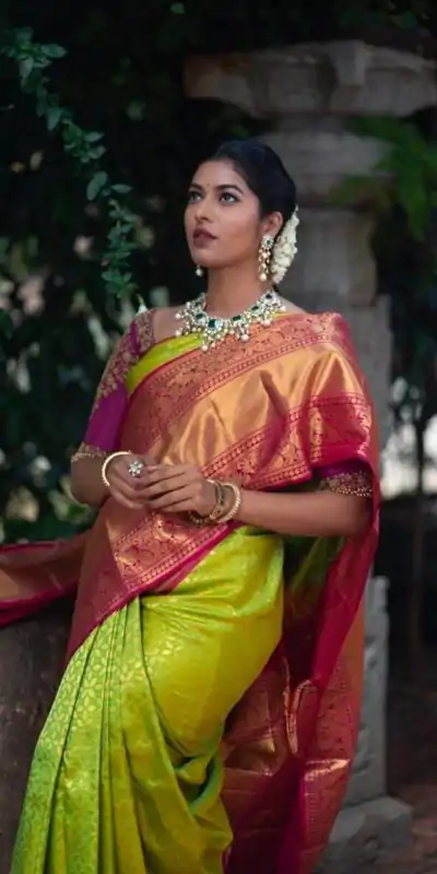 KP 4018 Green Color Soft Lichi Silk Jacquard Work Saree Casual, Party Wear, Wedding, Events Etc. Expected Delivery 4-6 Working Days @1499/- | Designer Sarees, Embroidered Sarees, Sarees, Bollywood Sarees, Creative Sarees, Ethnic Saree, Modern Digital sarees, Party Wear Sarees