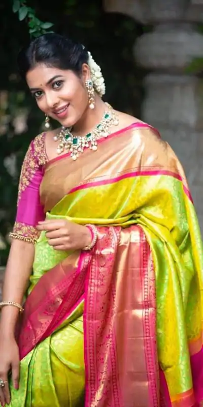 KP 4018 Green Color Soft Lichi Silk Jacquard Work Saree Casual, Party Wear, Wedding, Events Etc. Expected Delivery 4-6 Working Days @1499/- | Designer Sarees, Embroidered Sarees, Sarees, Bollywood Sarees, Creative Sarees, Ethnic Saree, Modern Digital sarees, Party Wear Sarees