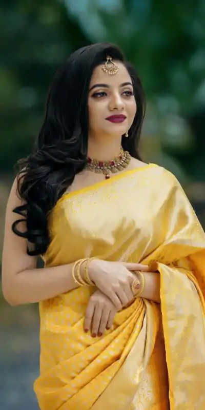 KP 3095 Yellow Color Lichi Silk Jacquard Work Beautiful Saree Casual, Party Wear, Wedding, Events Etc. Expected Delivery 4-6 Working Days @1399/- | Designer Sarees, Embroidered Sarees, Sarees, Bollywood Sarees, Creative Sarees, Ethnic Saree, Modern Digital sarees, Party Wear Sarees