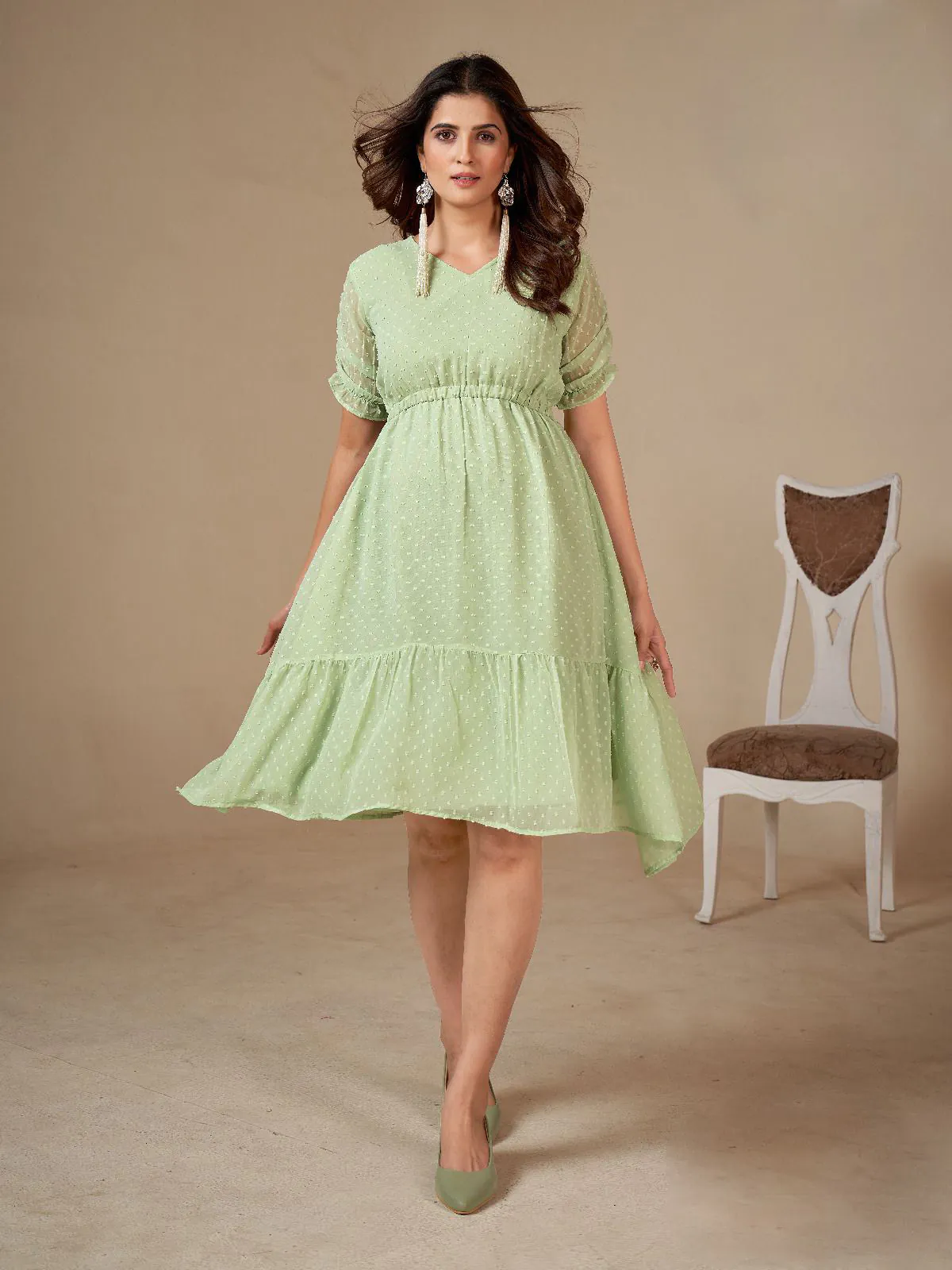 INLI Charming Light Green Color Heavy Georgette Butti Kurti Casual, Wedding, Party, Festive, Events Etc. Expected Delivery 4-6 Working Days @1299/- | Kurti, Bollywood Kurti, Creative Kurtis, Designer Kurti, Party Wear Kurti, Selfie Kurti
