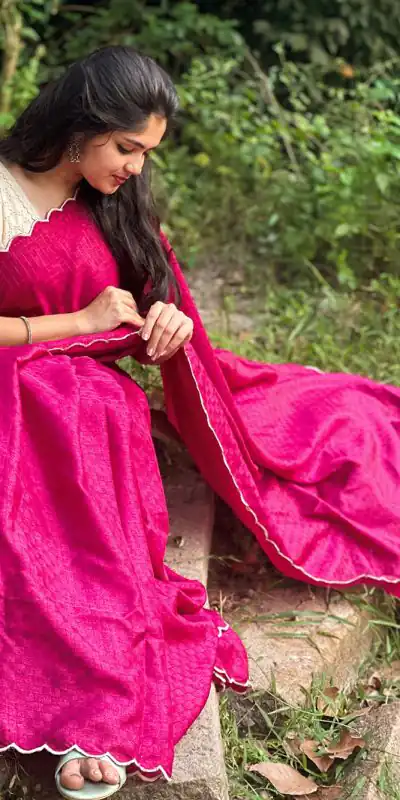 YNF7103 Pink Gadwall Chex Arca Work Blouse(Stitched) Saree Blouse(Stitched) Casual Party Wear, Wedding, Events Etc. Expected Delivery 4-6 Working Days @1699 | Designer Sarees, Embroidered Sarees, Sarees, Bollywood Sarees, Creative Sarees, Ethnic Saree, Modern Digital sarees, Party Wear Sarees