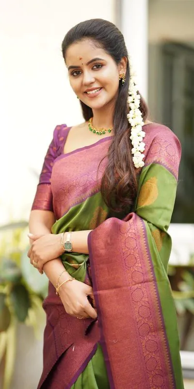 KP 4059 Green Color Soft Lichi Silk Cloth Rich Pallu All Over Saree Events Casual, Wedding, Festive, Events Etc. Expected Delivery  4-6 Working Days @1399/- | Designer Sarees, Sarees, Bollywood Sarees, Creative Sarees, Embroidered Sarees, Ethnic Saree, Modern Digital sarees, Party Wear Sarees