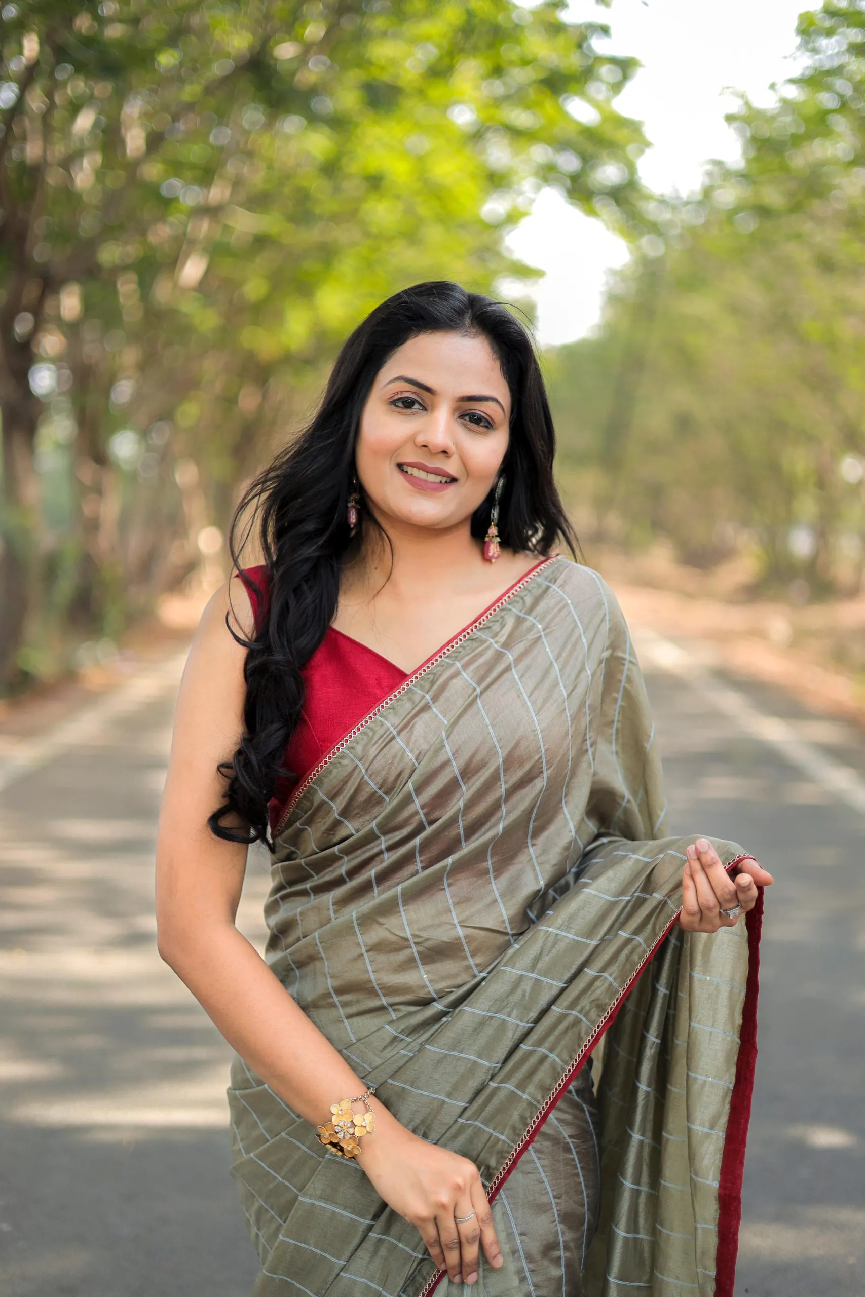 GK Viscos Grey Color Viscos Cotton Silk Beautiful Rich Pallu Saree Events Casual Wedding Festive . Expected Delivery  4-6 Working Days @1950/- | Designer Sarees, Sarees, Bollywood Sarees, Creative Sarees, Embroidered Sarees, Ethnic Saree, Modern Digital sarees, Party Wear Sarees