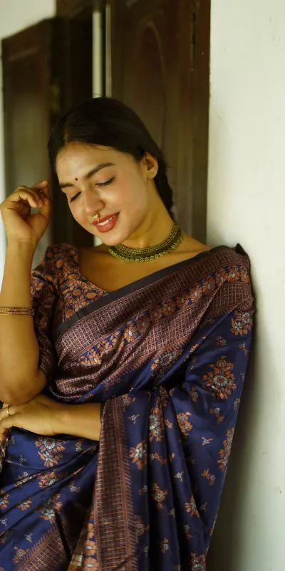 DDF 126 Royal Blue Color Soft Lichi Silk Ordinary Design Rich Pallu Saree Casual, Party Wear, Events, Festivals Etc. Expected Delivery 4-6 Working Days 1549 | Designer Sarees, Sarees, Bollywood Sarees, Creative Sarees, Embroidered Sarees, Ethnic Saree, Modern Digital sarees, Party Wear Sarees