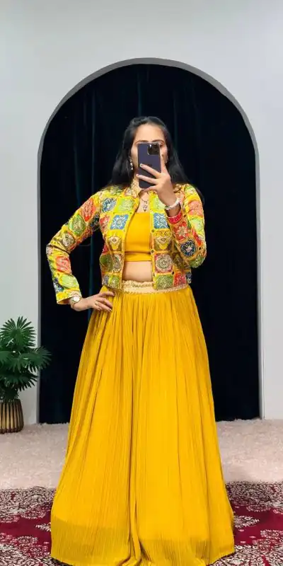 ST 1044 Yellow Color Georgette Zari Kashmiri Mirror Lehenga Choli Casual, Wedding, Party, Festive, Events Etc. Expected Delivery 4-6 Working Days @2049/- | Lehenga, Bollywood Lehenga, Creative Lehenga, Designer Lehenga, Embroidered Lehenga, Party Wear Lehenga