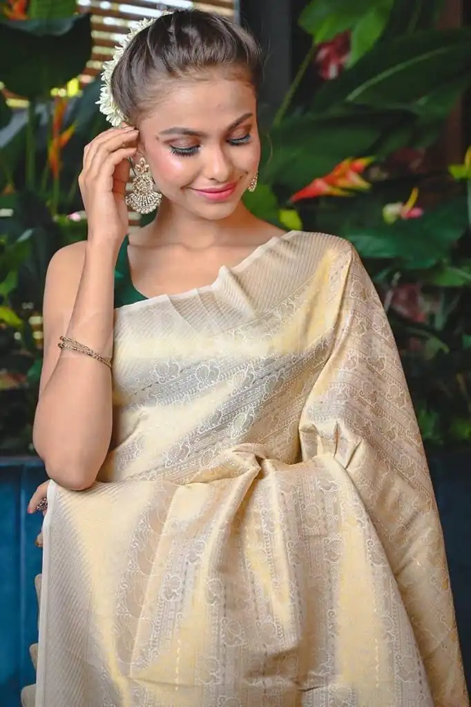 KP 5054  White Color Soft Lichi Silk Jacquard Rich Pallu Saree Casual, Party Wear, Wedding, Events Etc. Expected Delivery 4-6 Working Days @1349/- | Designer Sarees, Sarees, Bollywood Sarees, Creative Sarees, Embroidered Sarees, Ethnic Saree, Modern Digital sarees, Party Wear Sarees