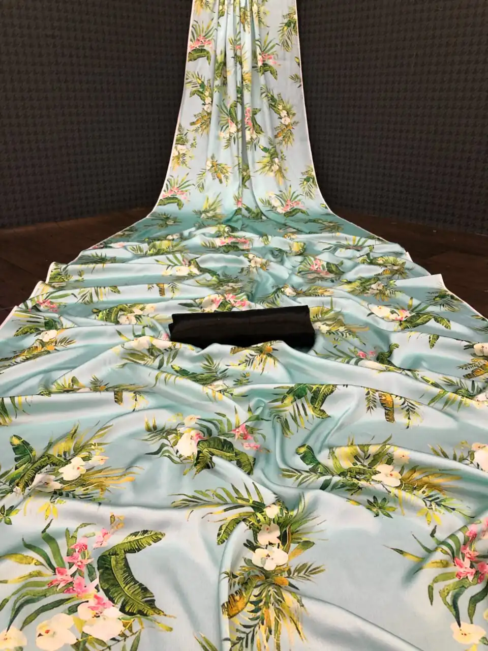 Veechis AROHI Icy Green Color Heavy Devsena Soft Silk Saree Digital Print Saree Casual, Party Festive, Events Etc. Expected Delivery 4-6 Working Days @1499 | Designer Sarees, Sarees, Bollywood Sarees, Creative Sarees, Embroidered Sarees, Modern Digital sarees, Party Wear Sarees