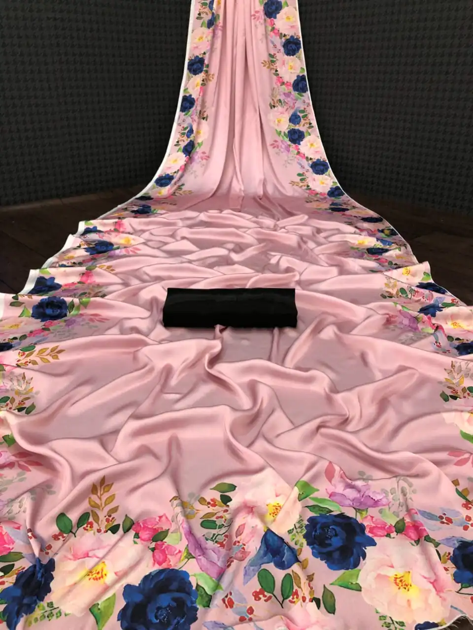 Veechis AROHI Peach Color Heavy Devsena Soft Silk Saree Digital Print Saree Casual, Party , Festive, Events Etc. Expected Delivery 4-6 Working Days @1499 | Designer Sarees, Sarees, Bollywood Sarees, Creative Sarees, Embroidered Sarees, Modern Digital sarees, Party Wear Sarees