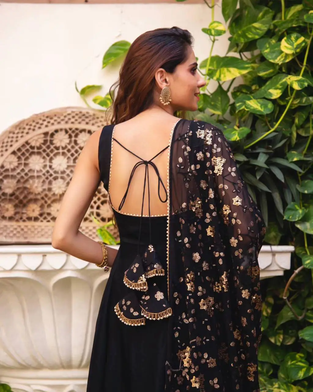 SRK 5128 Black Color Heavy Faux Georgette With Fully Flair Salwar Suit Wedding, Party, Festive, Events Expected Delivery 4-6 Working Days @ 1899/- | Casual Suits, Jump Suits, Salwar suit, Creative suits, Designer Suits, Palazzo Suits, Party Wear Suits, Patiala Suits, Straight Suits