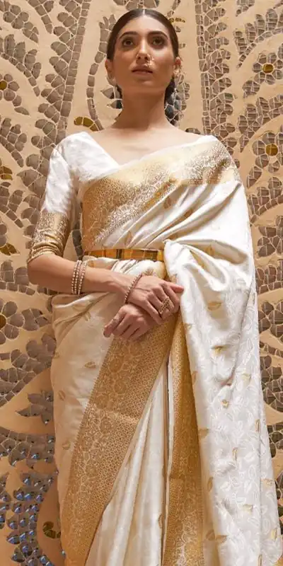 MB™️ 3213 Off White Color Soft Kanjivaram Pattu Jacquard Silk Saree Gold ,Silver Zari Weaving Casual, Party Wear, Festival, Events, . 4-6 Working Days @1499 | Designer Sarees, Embroidered Sarees, Sarees, Bollywood Sarees, Creative Sarees, Ethnic Saree, Modern Digital sarees, Party Wear Sarees