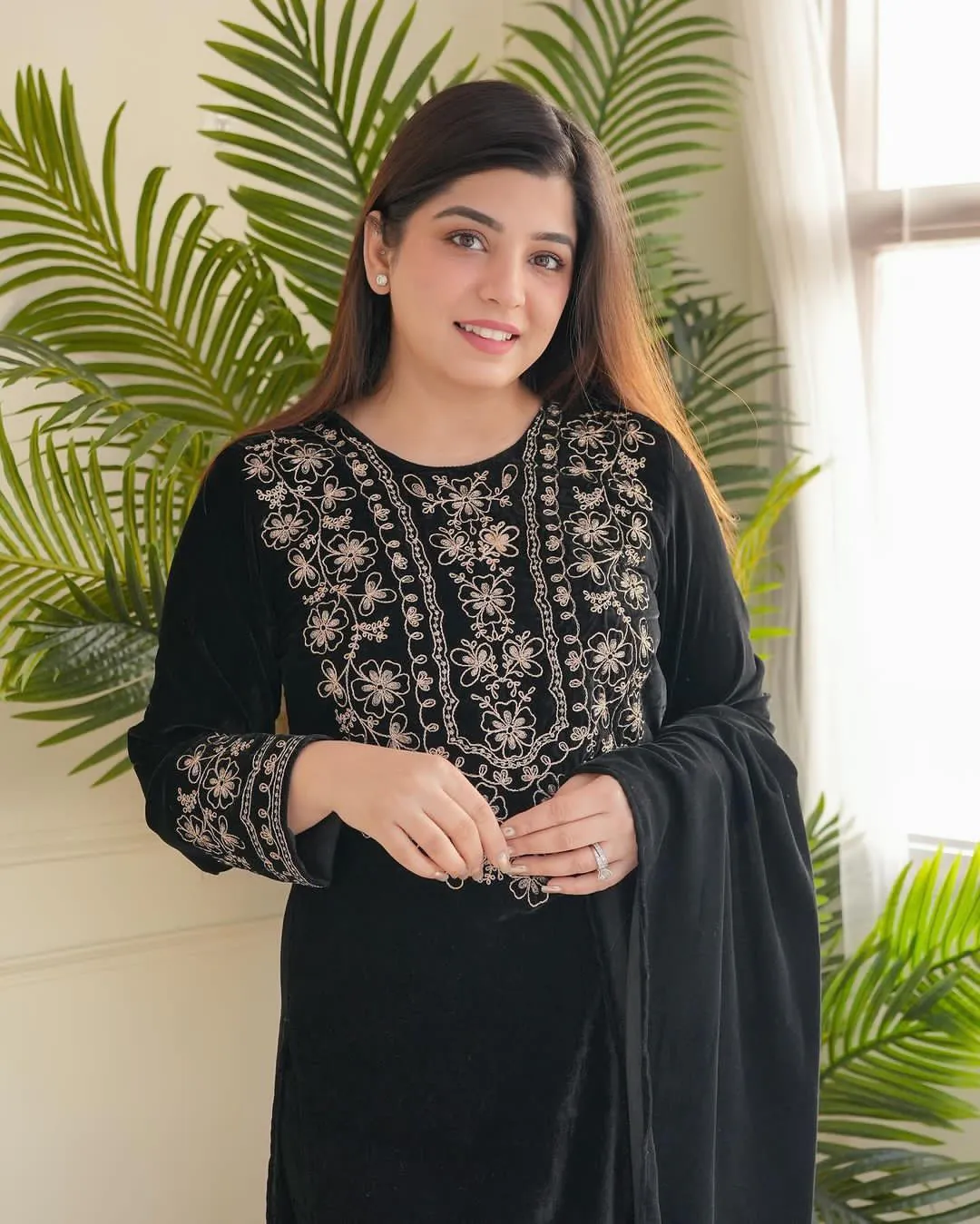 LG-1786 Black Color Viscos Velvet Embroidery Salwar Suit Paint Free Size Casual, Wedding, Festive, Events Etc. Expected Delivery 4-6 Working Days @1899/- | Salwar suit, Casual Suits, Creative suits, Designer Suits, Party Wear Suits, Patiala Suits, Straight Suits