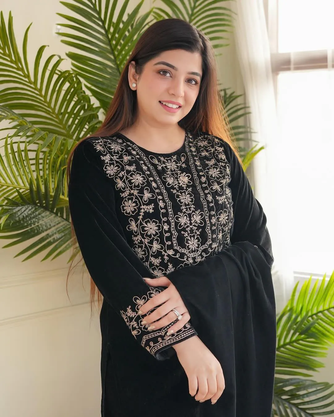LG-1786 Black Color Viscos Velvet Embroidery Salwar Suit Paint Free Size Casual, Wedding, Festive, Events Etc. Expected Delivery 4-6 Working Days @1899/- | Salwar suit, Casual Suits, Creative suits, Designer Suits, Party Wear Suits, Patiala Suits, Straight Suits