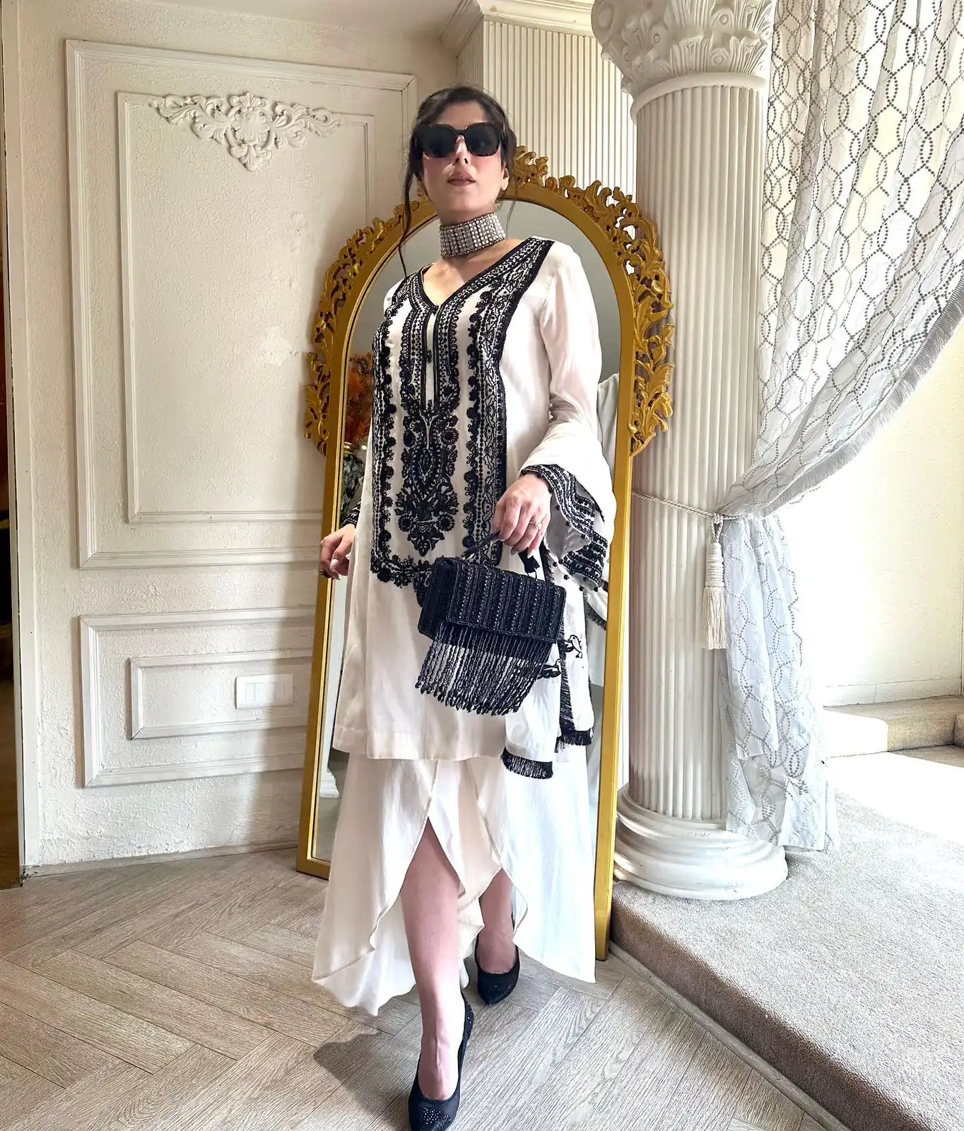 KD 1437 White Color Faux Georgette Thread Work Salwar Suit Casual, Party, Festive, Events Wedding Etc.  Expected Delivery 4-6 Working Days @1899/- Only | Salwar suit, Casual Suits, Creative suits, Designer Suits, Palazzo Suits, Party Wear Suits, Straight Suits