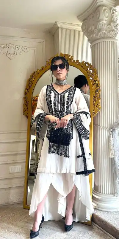 KD 1437 White Color Faux Georgette Thread Work Salwar Suit Casual, Party, Festive, Events Wedding Etc.  Expected Delivery 4-6 Working Days @1899/- Only | Salwar suit, Casual Suits, Creative suits, Designer Suits, Palazzo Suits, Party Wear Suits, Straight Suits