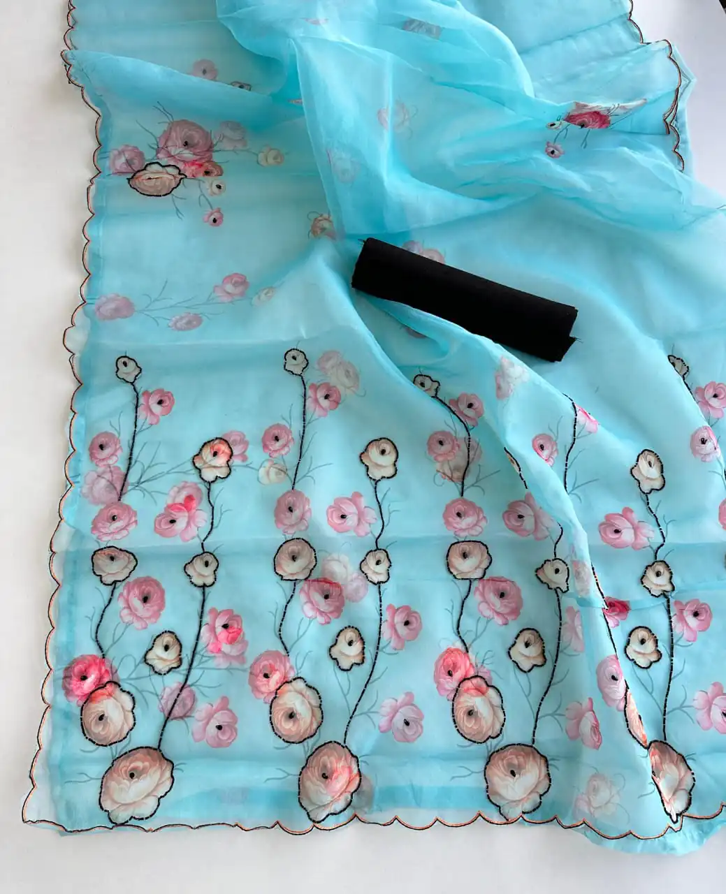 SF Fresh Blue Color Organza beautiful floral Digital Print Saree Casual, Wedding, Festive, Events Etc. Expected Delivery  4-6 Working Days @1799/- | Designer Sarees, Sarees, Bollywood Sarees, Creative Sarees, Embroidered Sarees, Ethnic Saree, Modern Digital sarees, Party Wear Sarees