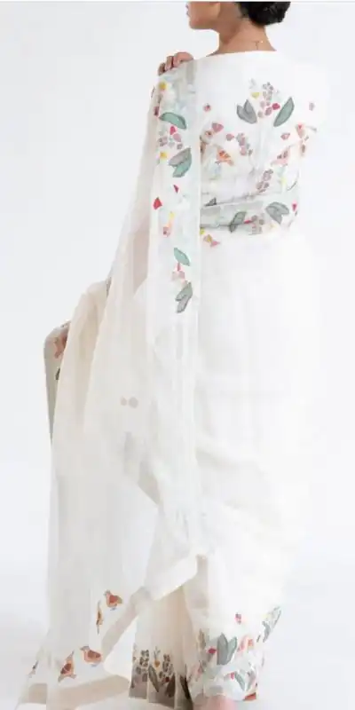 RS CREAMY White Color Creamy Linen Digital Flower Printed Saree Casual, Party, Wedding, Festive, Events Etc. Expected Delivery 4-6 Working Days @1499/- Only | Designer Sarees, Sarees, Bollywood Sarees, Creative Sarees, Embroidered Sarees, Ethnic Saree, Modern Digital sarees, Party Wear Sarees