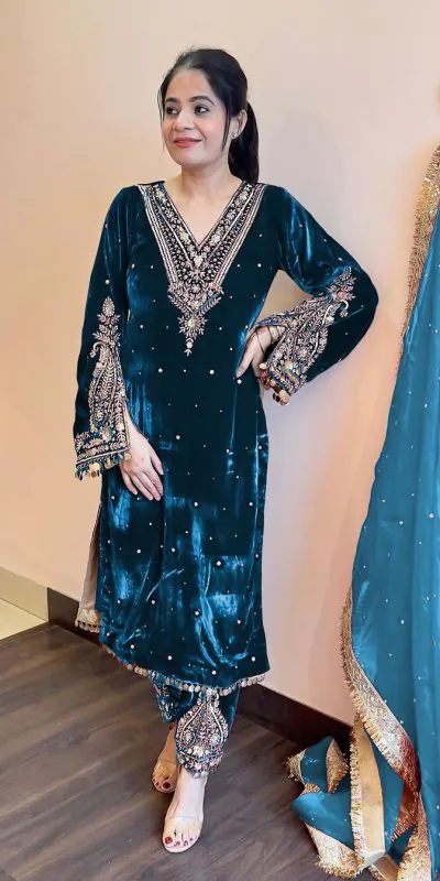 AD 134 Blue Color Heavy Pure Viscose Velvet Embroidery Sharara Suit Wedding, Party, Festive, Events Etc. Expected Delivery  4-6 Working Days @2099/- | Casual Suits, Jump Suits, Salwar suit, Creative suits, Designer Suits, Palazzo Suits, Party Wear Suits, Patiala Suits, Straight Suits