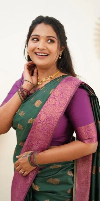 KP - 4061 Green Color Soft Lichi Silk Jacquard On All Over Saree Casual, Party Wear, Wedding, Events Etc. Expected Delivery 4-6 Working Days @1449/- | Designer Sarees, Sarees, Bollywood Sarees, Creative Sarees, Embroidered Sarees, Ethnic Saree, Modern Digital sarees, Party Wear Sarees