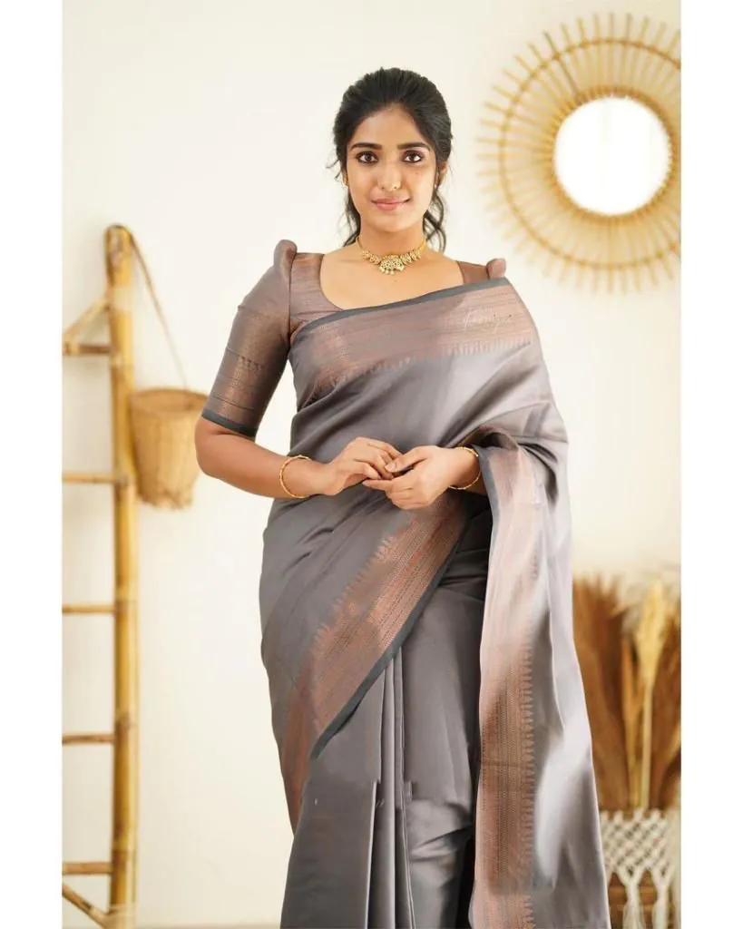 KP 4068 Grey Color Soft Lichi Silk Cloth Rich Pallu All Over Saree Events Casual, Wedding, Festive, Events Etc. Expected Delivery  4-6 Working Days @1349/- | Designer Sarees, Sarees, Bollywood Sarees, Creative Sarees, Embroidered Sarees, Ethnic Saree, Modern Digital sarees, Party Wear Sarees