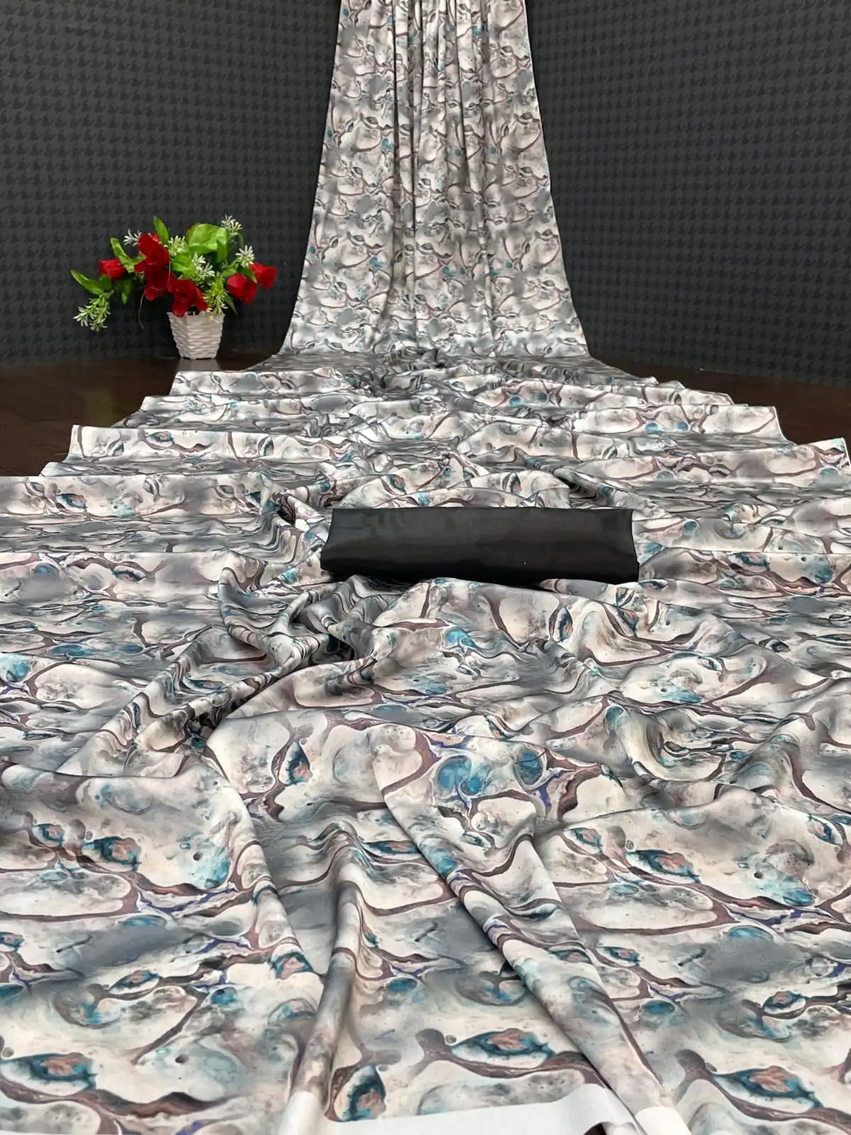 Veechis 6001 Grey Heavy Devsena Soft Silk Saree Digital Print Saree Casual, Party , Festive, Events Etc. Expected Delivery 4-6 Working Days @1499 | Designer Sarees, Sarees, Bollywood Sarees, Creative Sarees, Embroidered Sarees, Modern Digital sarees, Party Wear Sarees