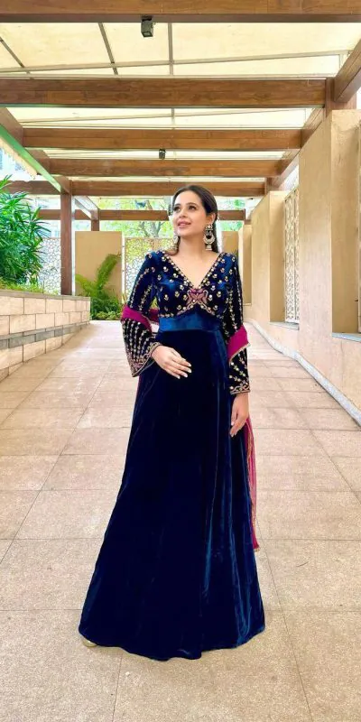 RTC 5626 Royal Blue Color Velvet Thread Sequence Anarkali Suit Casual, Wedding, Party, Festive, Events Etc. Expected Delivery 4-6 Working Days @2049/- | Anarkali Suits, Bollywood Anarkali, Creative-Anarkali, Designer Anarkali, Embroidered Anarkali, Party Wear Anarkali