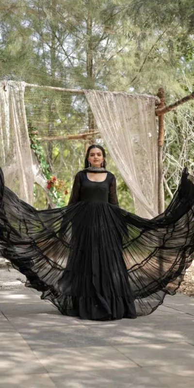  DC G38 Black  Color Garget With Full Sleeves Fancy lace Gown Casual, Wedding, Party, Festive, Events Etc. Expected Delivery 4-6 Working Days @1999/- | Gowns, Bollywood Gowns, Creative Gowns, Designer Gowns, Embroidered Gowns, Party Wear Gowns