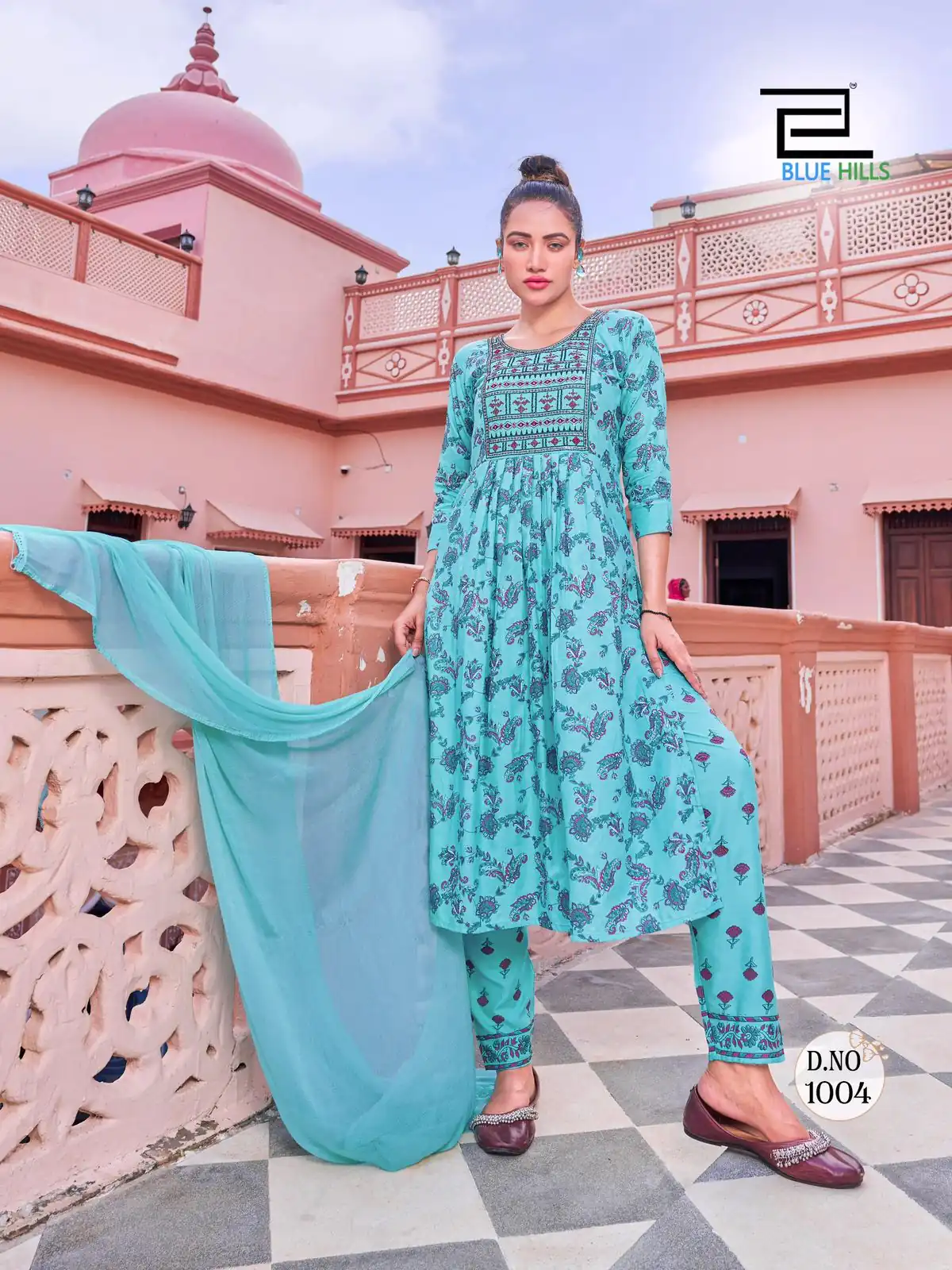 INLI Kiara Blue Color Heavy Rayon With Embroidery Work Kurti Casual, Wedding, Party, Festive, Events Etc. Expected Delivery 4-6 Working Days @1799/- | Kurti, Bollywood Kurti, Creative Kurtis, Designer Kurti, Party Wear Kurti, Selfie Kurti