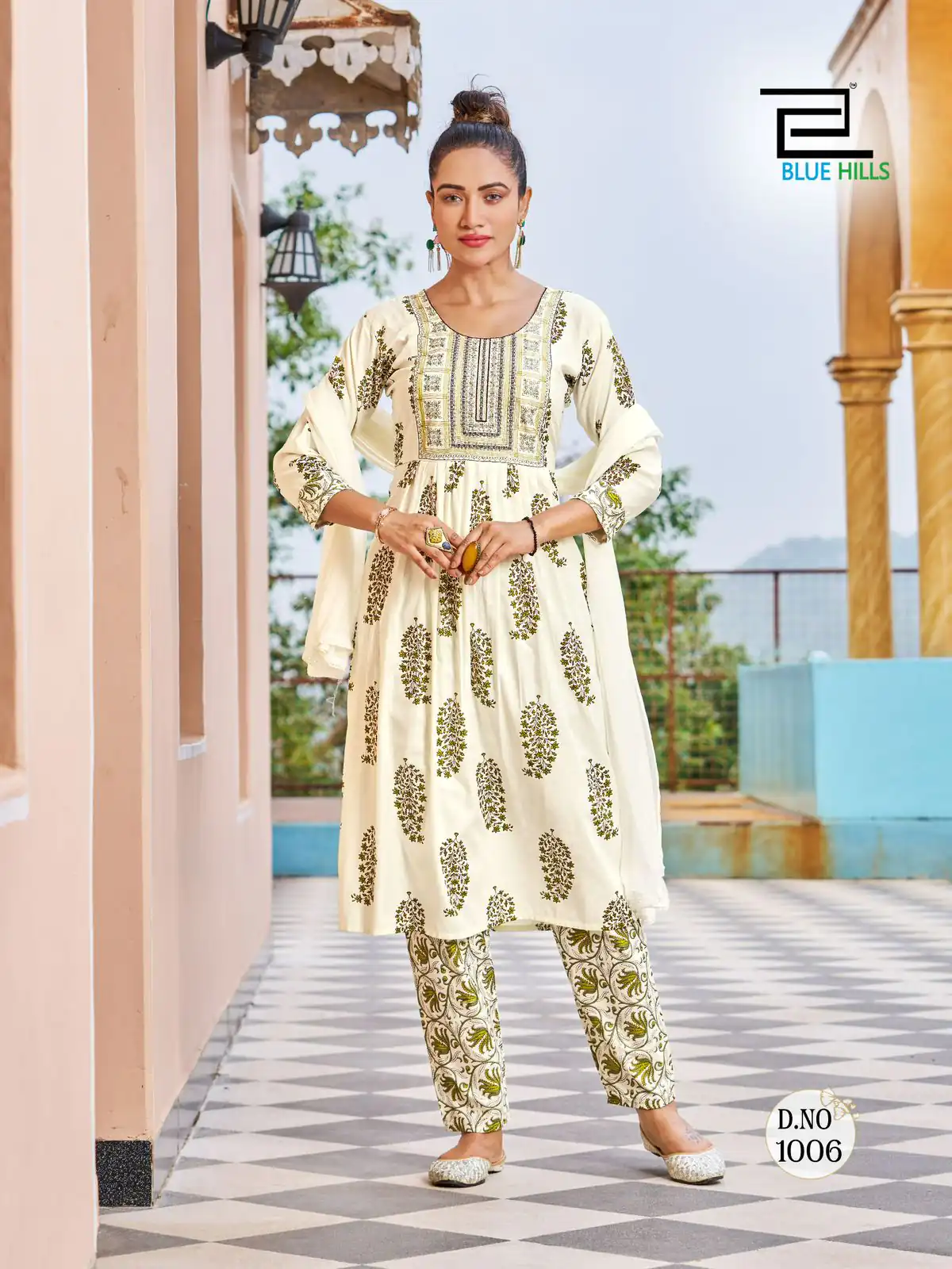 INLI Kiara Cream Color Heavy Rayon With Embroidery Work Kurti Casual, Wedding, Party, Festive, Events Etc. Expected Delivery 4-6 Working Days @1799/- | Kurti, Bollywood Kurti, Creative Kurtis, Designer Kurti, Party Wear Kurti, Selfie Kurti
