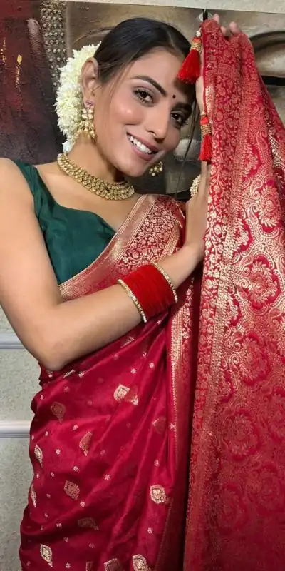 DDF 128 Red Color Banarasi Soft Silk Extra Ordinary Design Saree Casual, Party Wear, Events, Festivals Etc. Expected Delivery 4-6 Working Days 1399/- | Designer Sarees, Sarees, Bollywood Sarees, Creative Sarees, Embroidered Sarees, Ethnic Saree, Modern Digital sarees, Party Wear Sarees