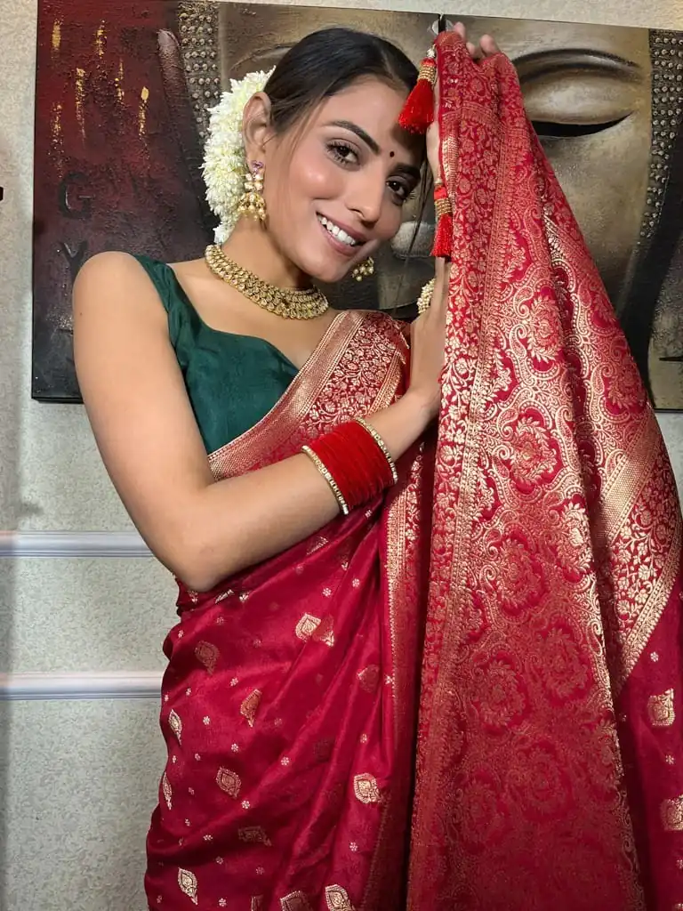 DDF 128 Red Color Banarasi Soft Silk Extra Ordinary Design Saree Casual, Party Wear, Events, Festivals Etc. Expected Delivery 4-6 Working Days 1399/- | Designer Sarees, Sarees, Bollywood Sarees, Creative Sarees, Embroidered Sarees, Ethnic Saree, Modern Digital sarees, Party Wear Sarees