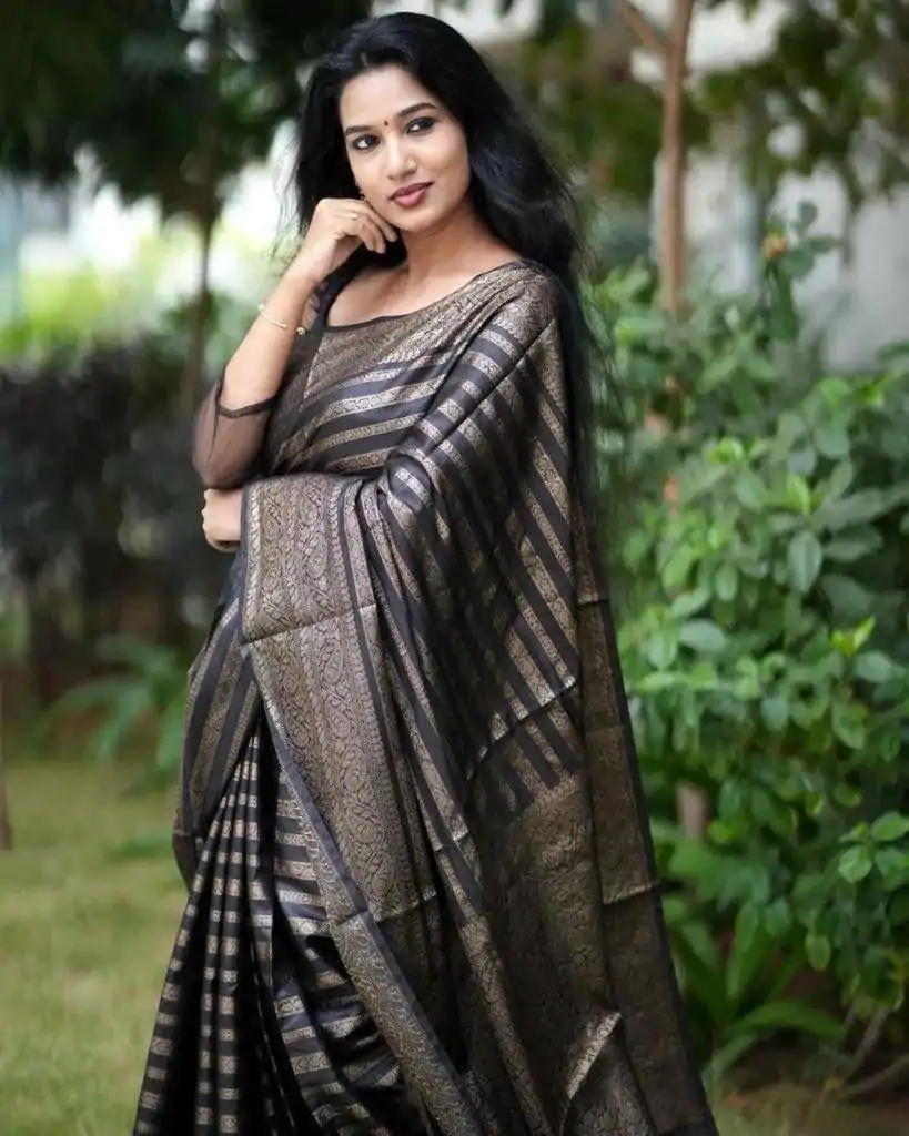 KP 4085 Black Color Soft Lichi Silk Jacquard On All Over Saree Casual, Party Wear, Wedding, Events Etc. Expected Delivery 4-6 Working Days @1399/- | Designer Sarees, Embroidered Sarees, Sarees, Bollywood Sarees, Creative Sarees, Ethnic Saree, Modern Digital sarees, Party Wear Sarees