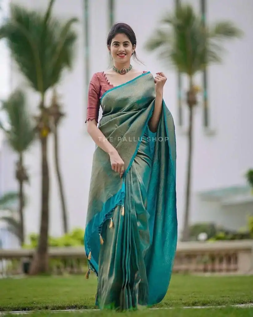 KP 4099 Blue Color Soft Lichi Silk Cloth Rich Pallu All Over Saree Events Casual, Wedding, Festive, Events Etc. Expected Delivery  4-6 Working Days @1349/- | Designer Sarees, Embroidered Sarees, Sarees, Bollywood Sarees, Creative Sarees, Ethnic Saree, Modern Digital sarees, Party Wear Sarees