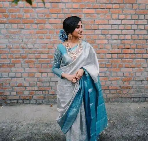 ES 8161 Silver Color Soft Lichi Silk Butti Work Saree Casual, Wedding, Party, Festive, Events Etc. Expected Delivery 4-6 Working Days @1499/- | Designer Sarees, Embroidered Sarees, Sarees, Bollywood Sarees, Creative Sarees, Ethnic Saree, Modern Digital sarees, Party Wear Sarees