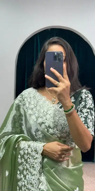 ST 471 Green Color Burberry With Blooming Embroidery Saree Casual, Wedding, Party, Festive, Events Etc. Expected Delivery 4-6 Working Days @1999/- | Designer Sarees, Sarees, Bollywood Sarees, Creative Sarees, Embroidered Sarees, Ethnic Saree, Modern Digital sarees, Party Wear Sarees