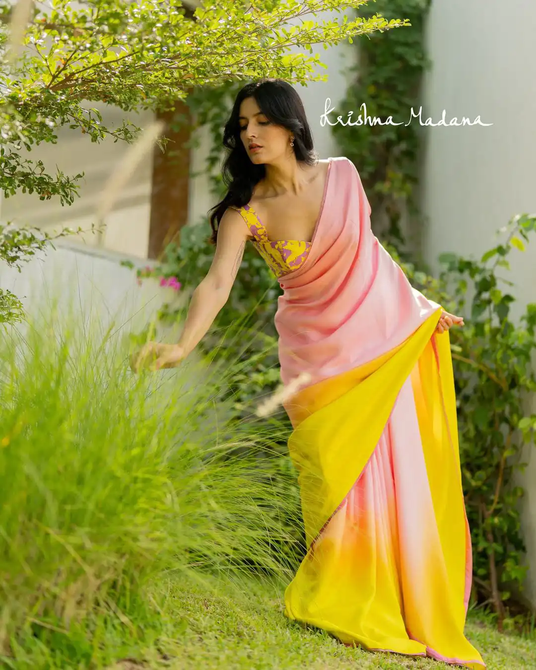  JM Krishna Madana Light Pink Color Satin Silk Blouse Digital Print Saree, Party Wear, Events, Festivals Expected Delivery 4-6 Working Days 1549/- | Designer Sarees, Sarees, Bollywood Sarees, Creative Sarees, Embroidered Sarees, Ethnic Saree, Modern Digital sarees, Party Wear Sarees