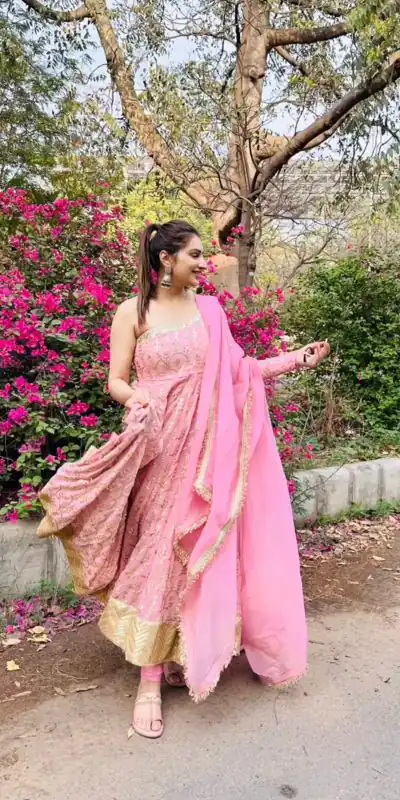 RTC 5701Pink Color Foix Georgette Thread With Sequence Salwar Suit Wedding, Party, Festive, Events Etc. Expected Delivery 4-6 Working Days @2349/- | Jump Suits, Salwar suit, Casual Suits, Creative suits, Designer Suits, Palazzo Suits, Party Wear Suits, Patiala Suits, Straight Suits