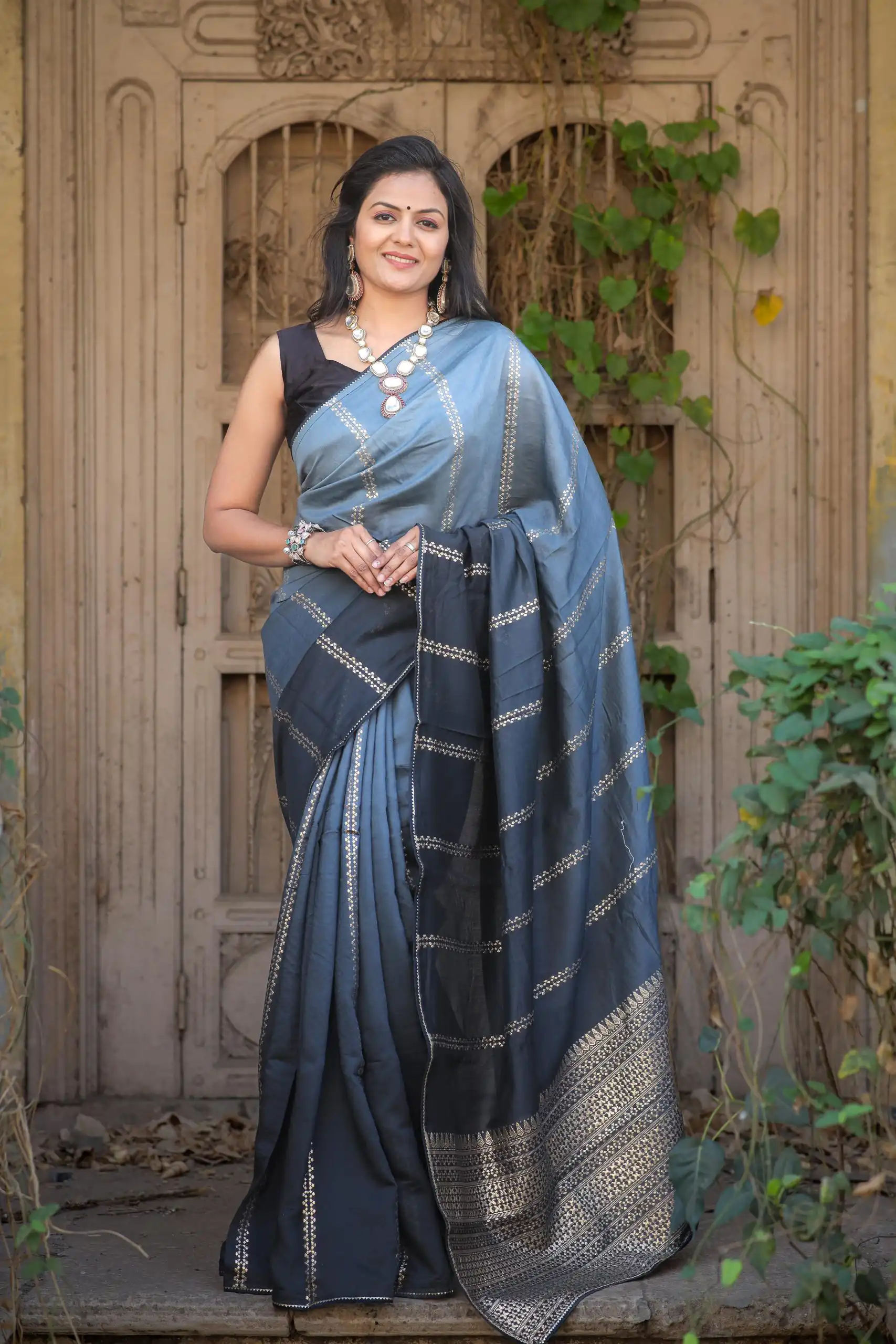 GK Viscos Navy Blue Color Viscos cotton Beautiful Rich Pallu All Over Saree Events Casual Wedding Festive . Expected Delivery  4-6 Working Days @1899 /- | Designer Sarees, Sarees, Bollywood Sarees, Creative Sarees, Embroidered Sarees, Ethnic Saree, Modern Digital sarees, Party Wear Sarees