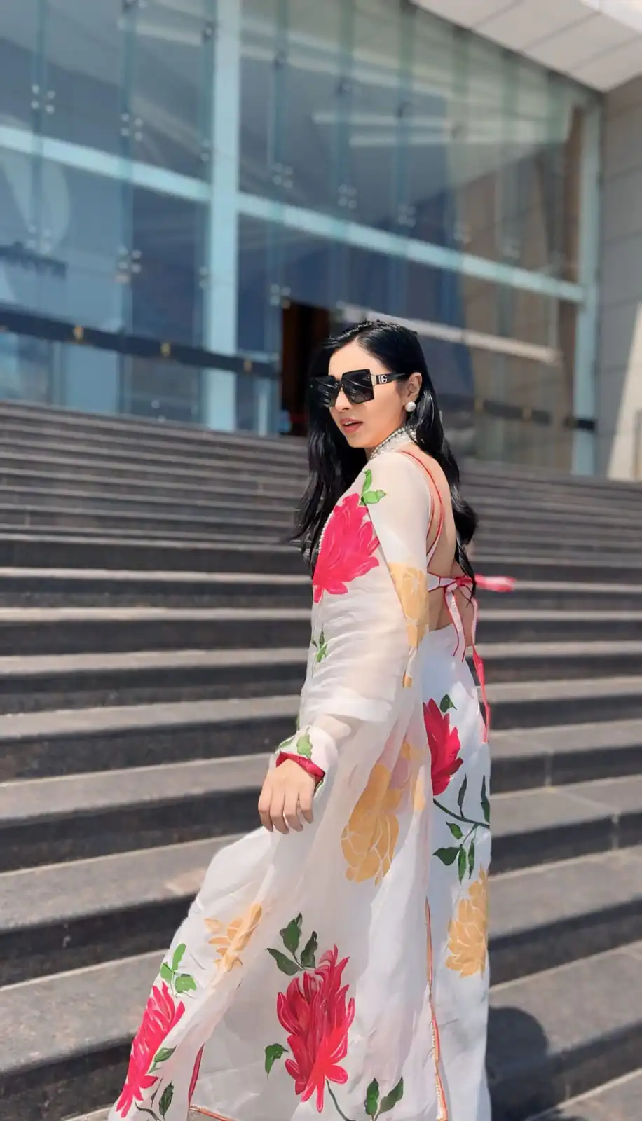  SC 264 White Color Pure Soft Georgette Silk Design All Over Saree , Party Wear, Events, Festivals Expected Delivery 4-6 Working Days 1599/- | Designer Sarees, Sarees, Bollywood Sarees, Creative Sarees, Embroidered Sarees, Ethnic Saree, Modern Digital sarees, Party Wear Sarees