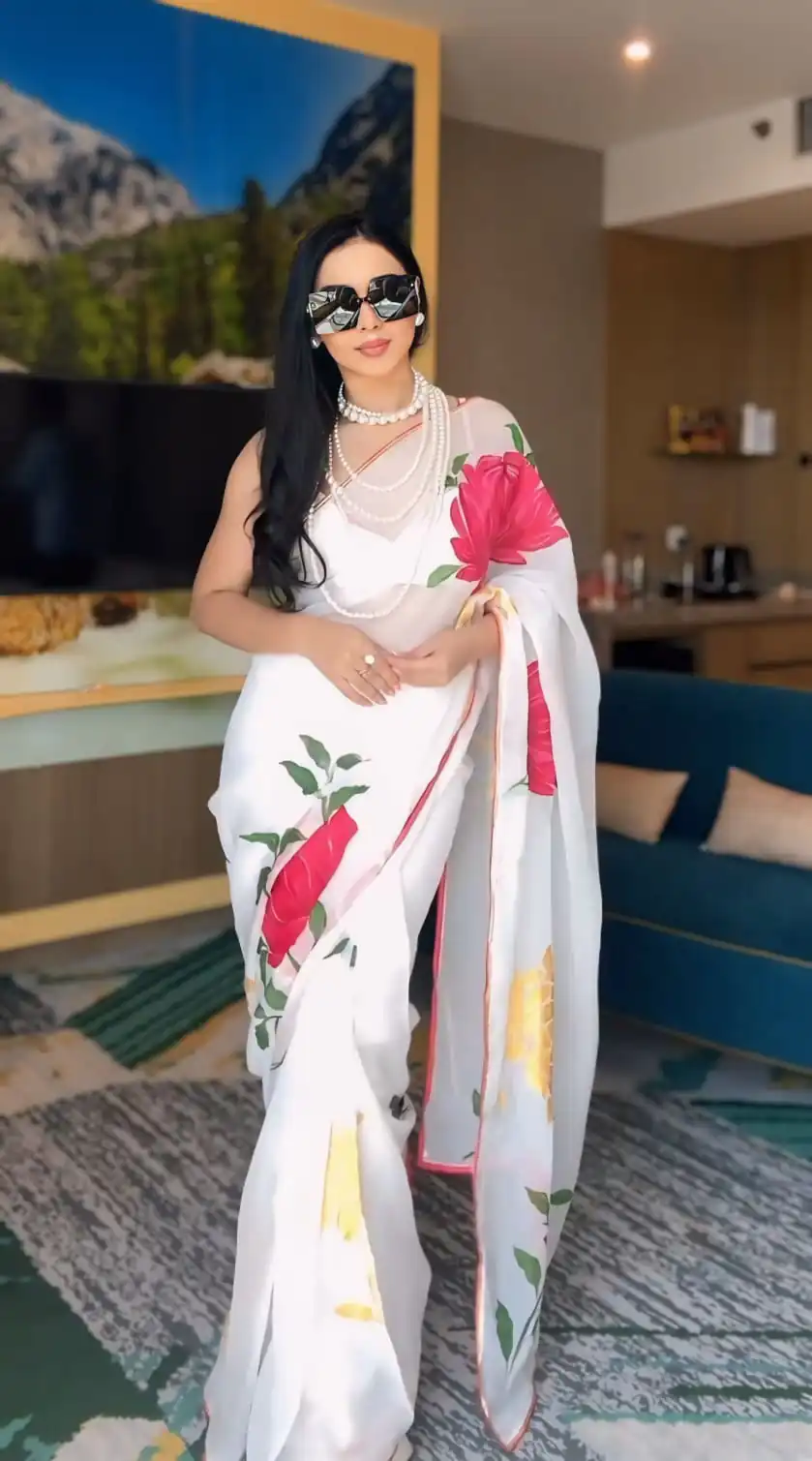  SC 264 White Color Pure Soft Georgette Silk Design All Over Saree , Party Wear, Events, Festivals Expected Delivery 4-6 Working Days 1599/- | Designer Sarees, Sarees, Bollywood Sarees, Creative Sarees, Embroidered Sarees, Ethnic Saree, Modern Digital sarees, Party Wear Sarees